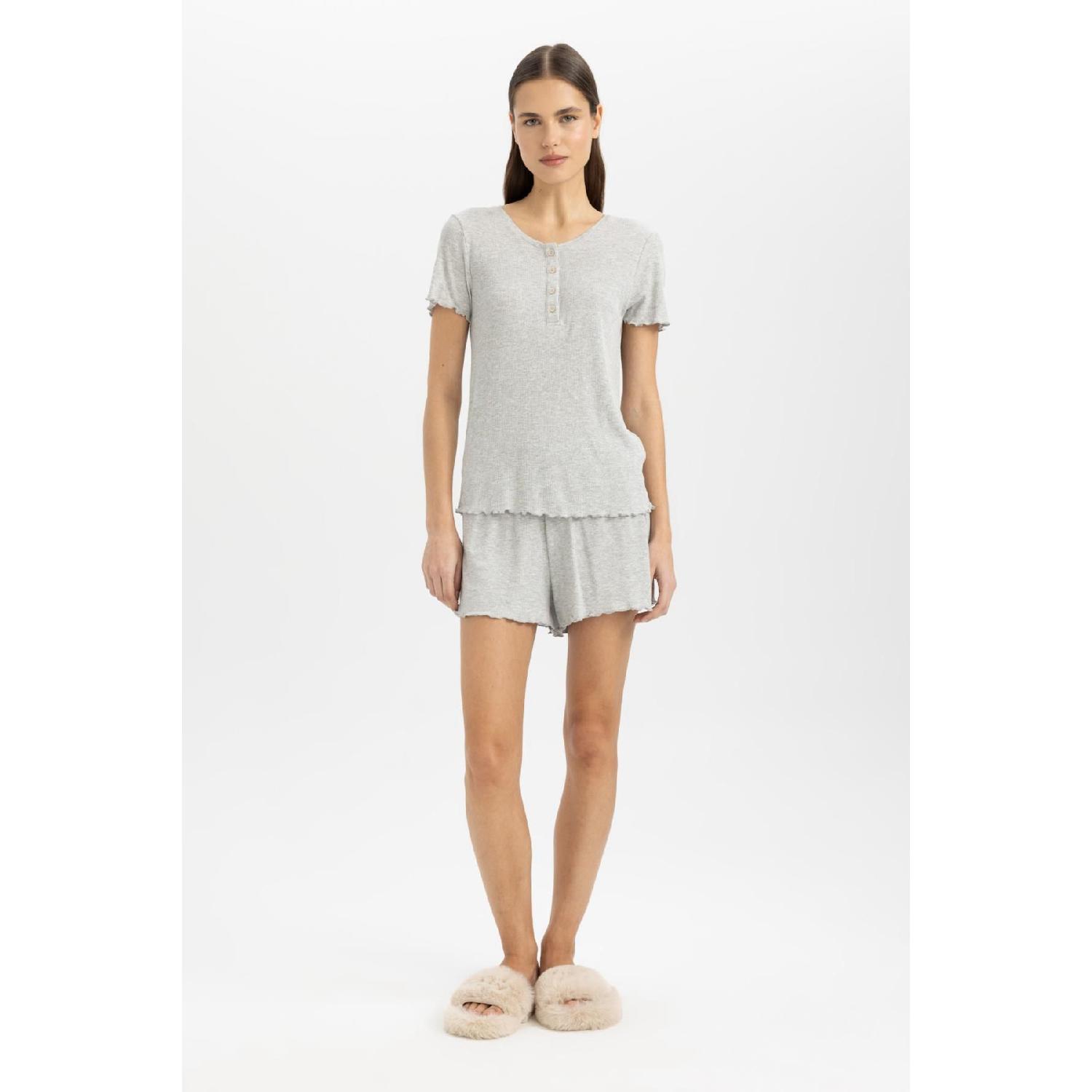 

Пижамный комплект Fall In Love в рубчик с короткими рукавами и шортами B8685ax24sm