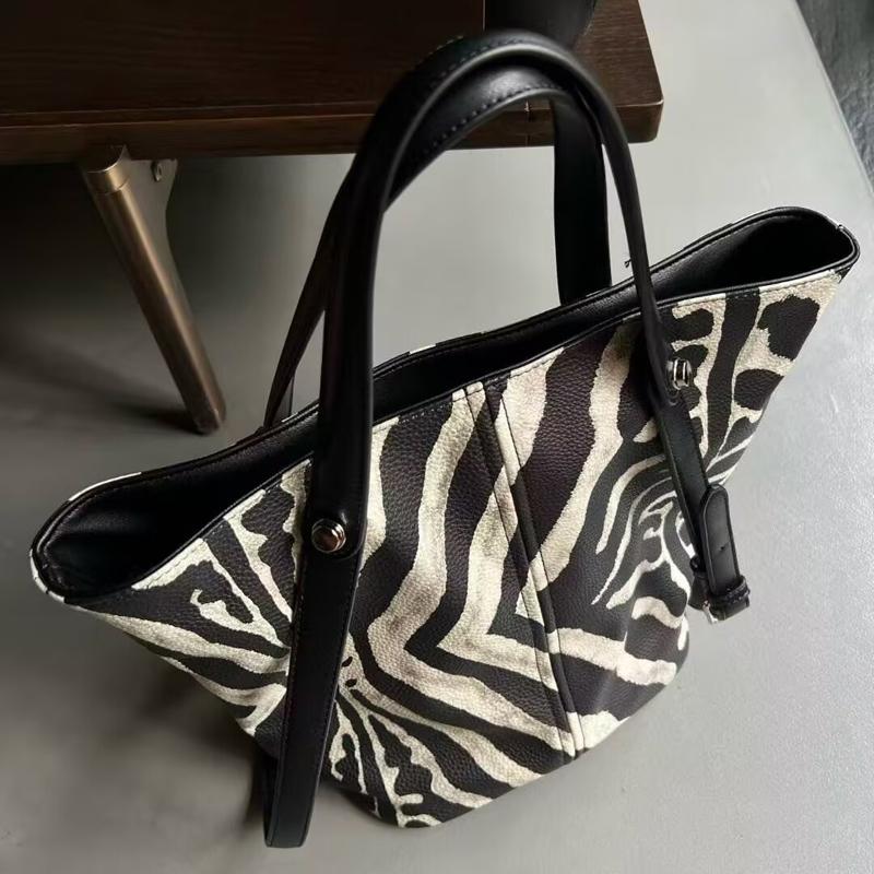 SHELKSBAG Designers Luxury Women Bags 2025 Fashion Zebra Stripes Handbag Large Capacity High Quality Chic Novelty Shoulder Bag