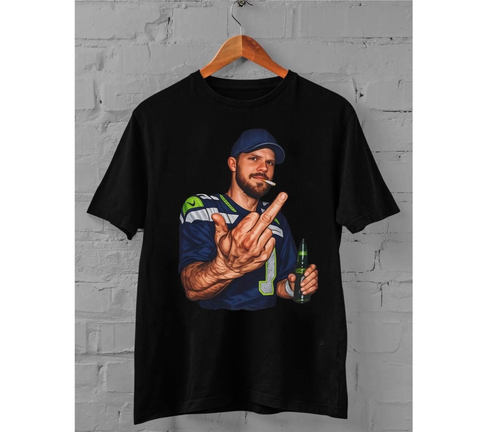 Sam Darnold Middle Finger T-Shirt, Seahawks Bowl Champs Tee L