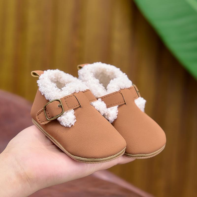 

Зимове взуття для немовлят (унісекс): Теплий оксамит для немовлят 0-12 місяців 12CM Inside (65g) коричневий