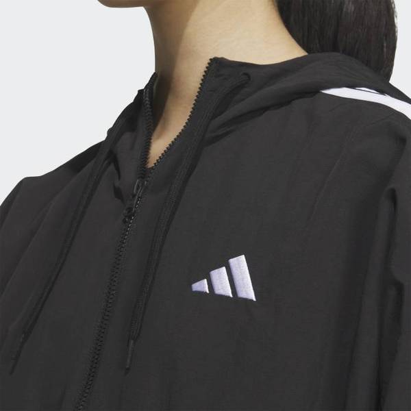 Adidas Women S Relaxed And Comfortable Sporty Windbreaker