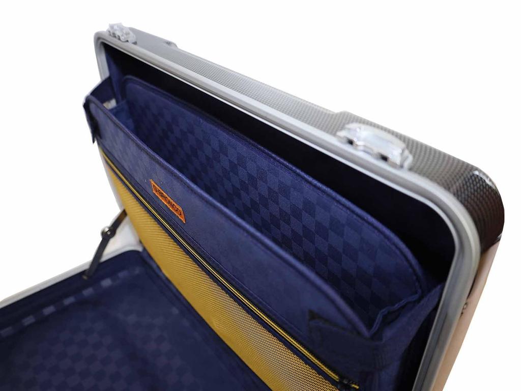 G-BRONCO Attache Case, 45cm, B4 Size, Polycarbonate PC Case with Shoulder Strap, Carbon Print, 524020345 (Carbon Print)