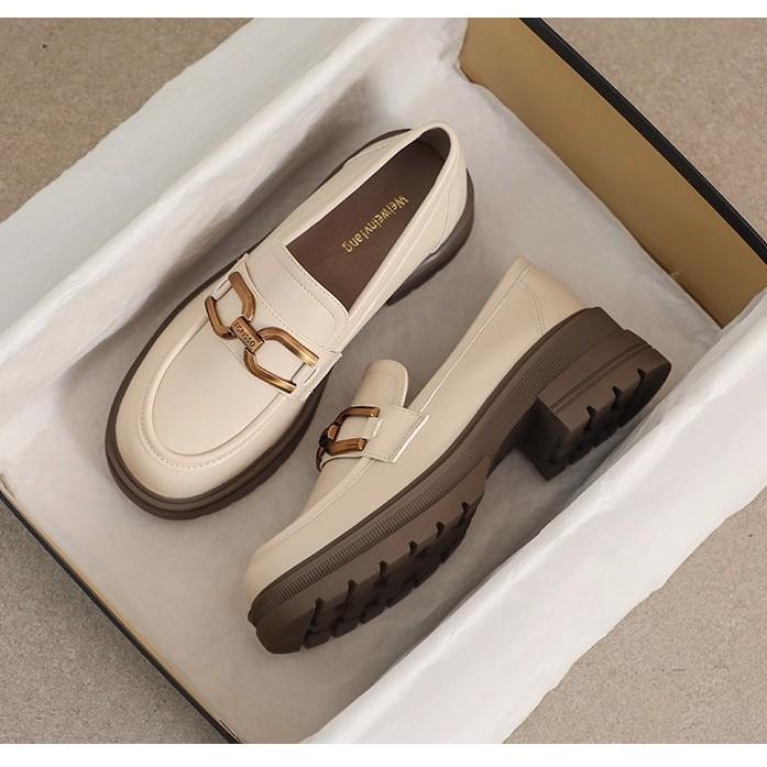 Niche British Style Small Leather Shoes Women's Spring 2025 New Casual Metal Buckle Versatile Platform Loafers Tide