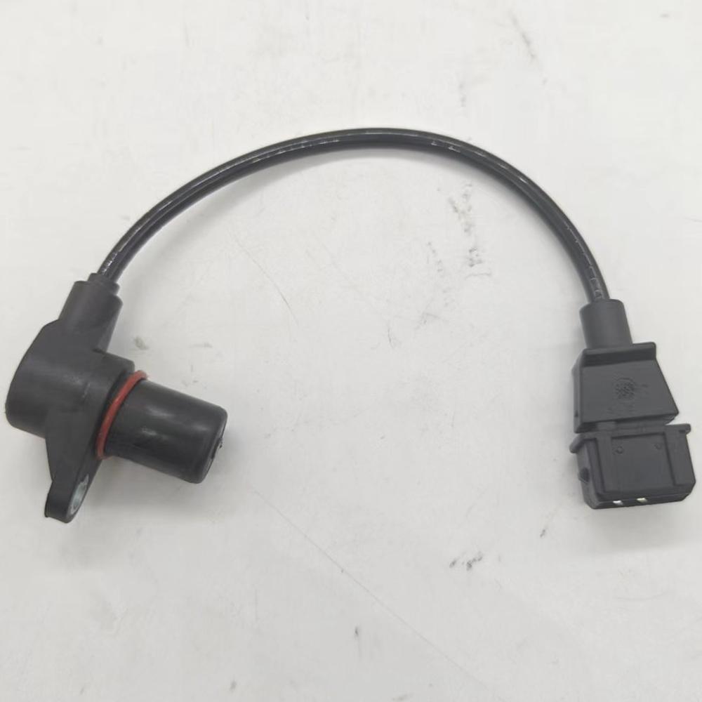 0261210126 500306772 82017874 Crankshaft Position Sensor For Ivveco SStralis 450 570 490 740 TTrakker 380 720 38 42T
