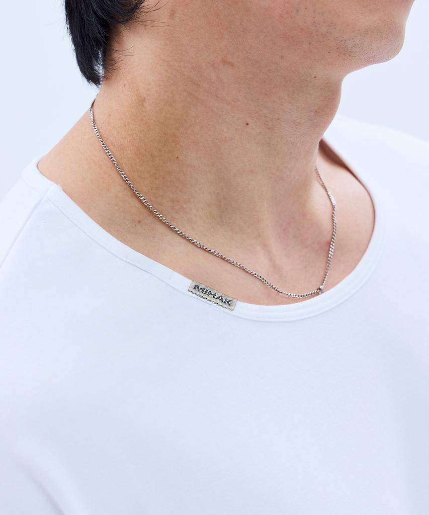 Mihag Metal Clip U-Neck T-Shirt (White)