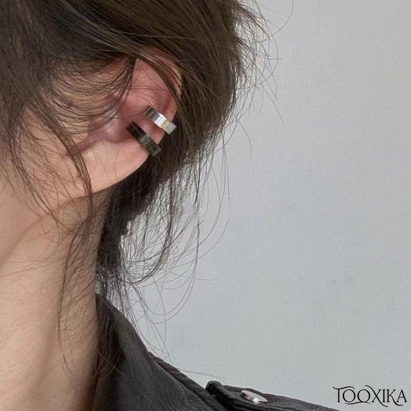 

Tooxika Cool Dark Зажимы для ушей, Серьги с крутым характером, Хип-хоп, Без пирсинга, Холодный стиль, Унисекс