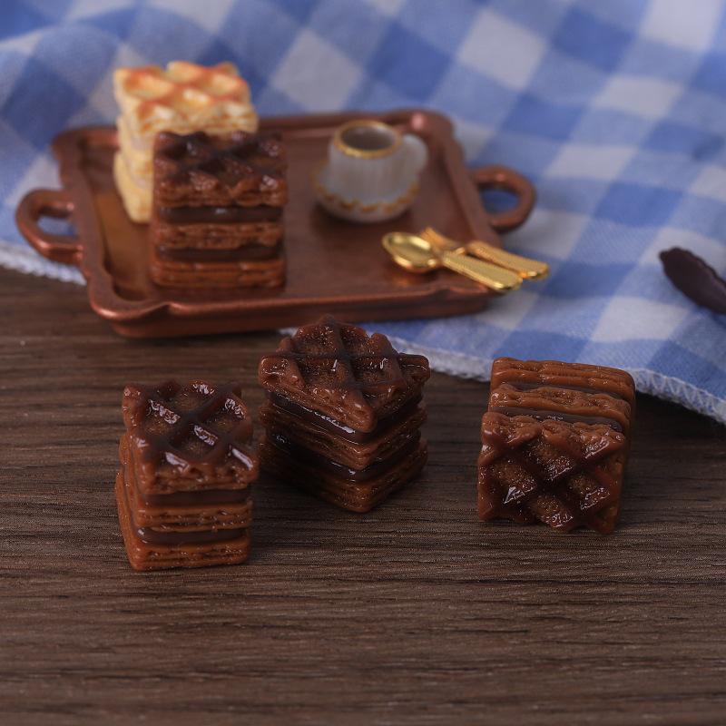 DIY Miniature Food Toys: Resin Waffle Sandwich Bread Keychain Pendant