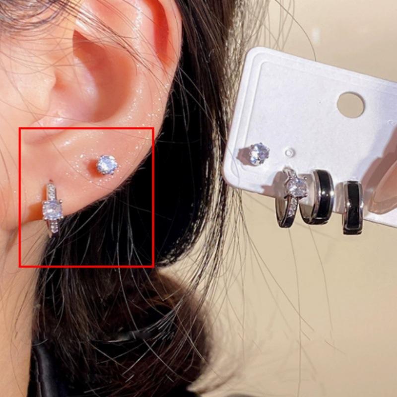 Light luxury ins niche design 925 silver needle earrings tide earrings simple and versatile earrings