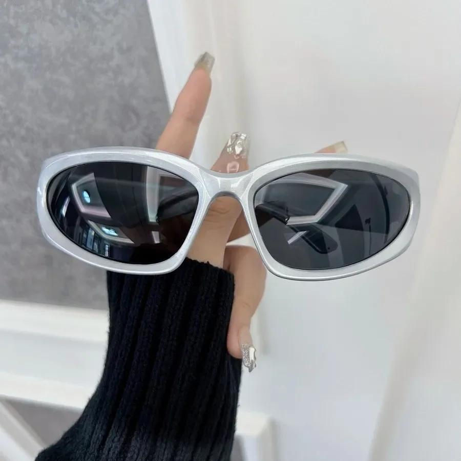 Stylish Square Sunglasses Women Men Classic Retro Fashion Glasses Casual  Female Male