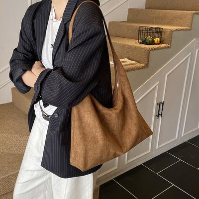Nischen-Wildledertasche Damen neue modische Schulter-Unterarmtasche mit großer Kapazität lässige vielseitige Pendler-Tablett