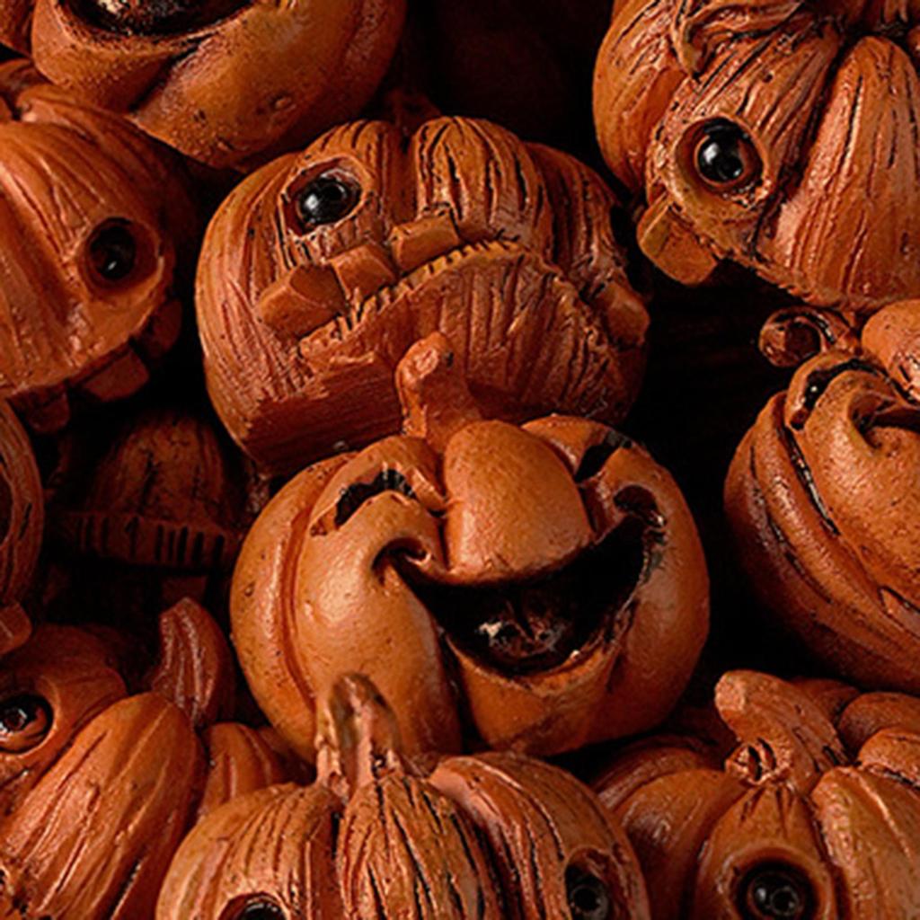 16 Pieces Miniature Pumpkin Figurines Decorative Halloween Garden Adornments Resin for Desk Outdoor Garden Home Party