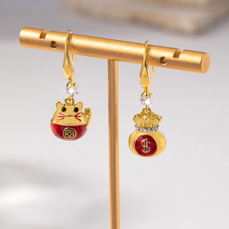 S925 Silver Needle Retro Red Enamel Drip Earrings - High-End, Niche, Versatile Autumn/Winter Studs