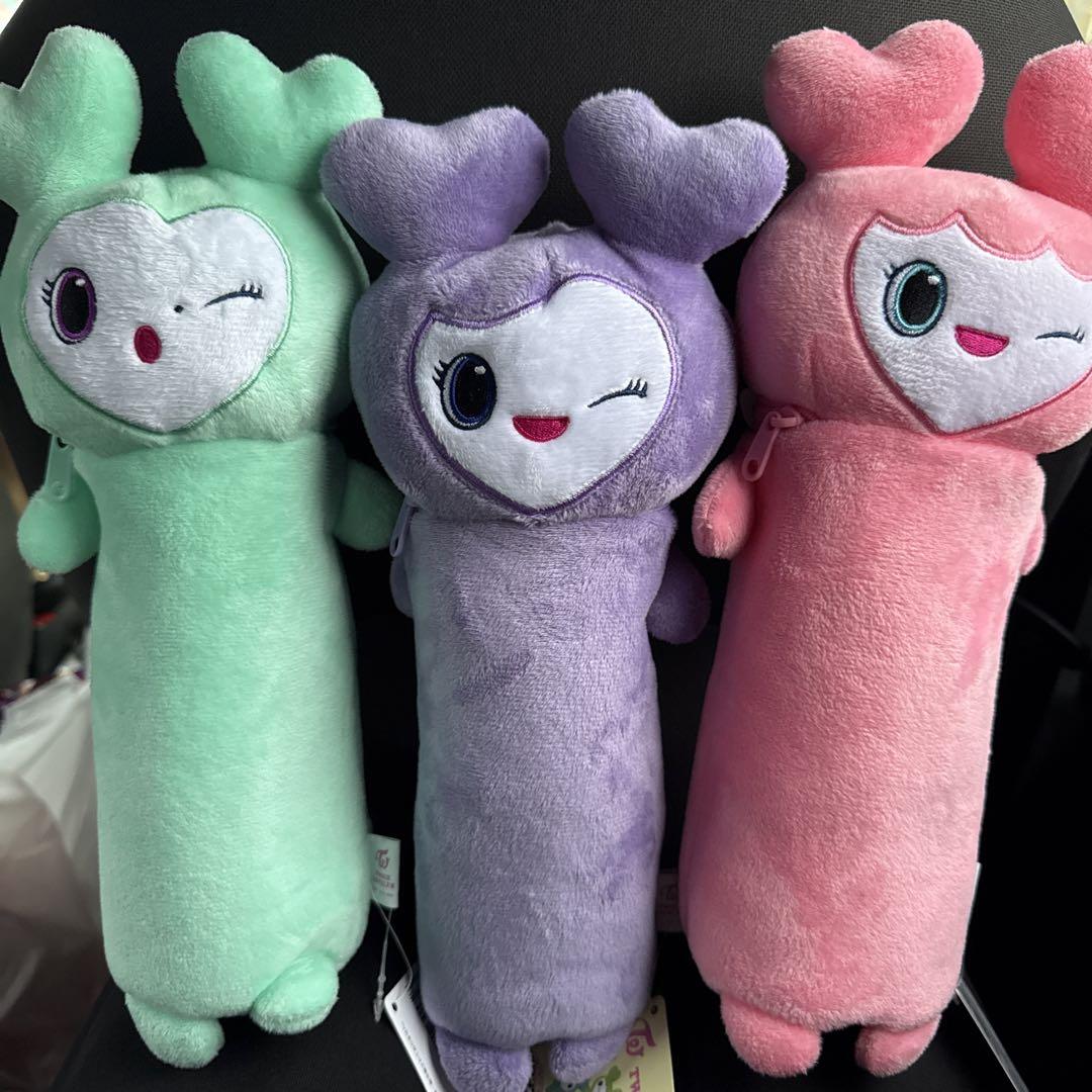 

[Б/У] TWICE LOVELYS GiGO Ограниченная серия Мягкий чехол Мина, Сана, Момо