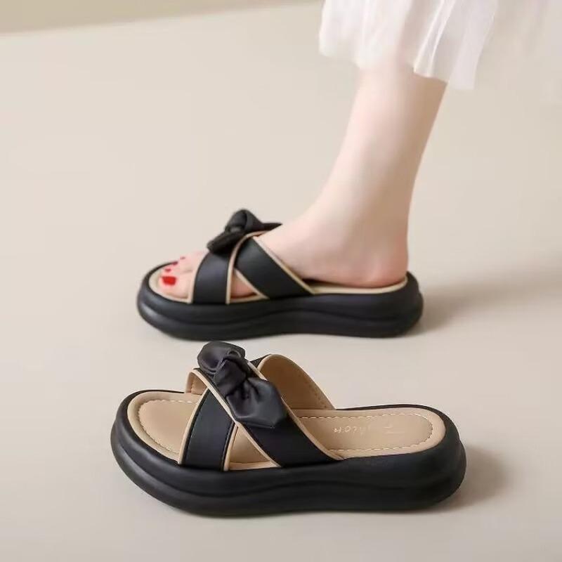 Fashion Premium Soft-Soled Slippers Womens New Summer 2025 Wear Fashion Versatile Non-Slip Womens Slippers Zapatillas de mujer