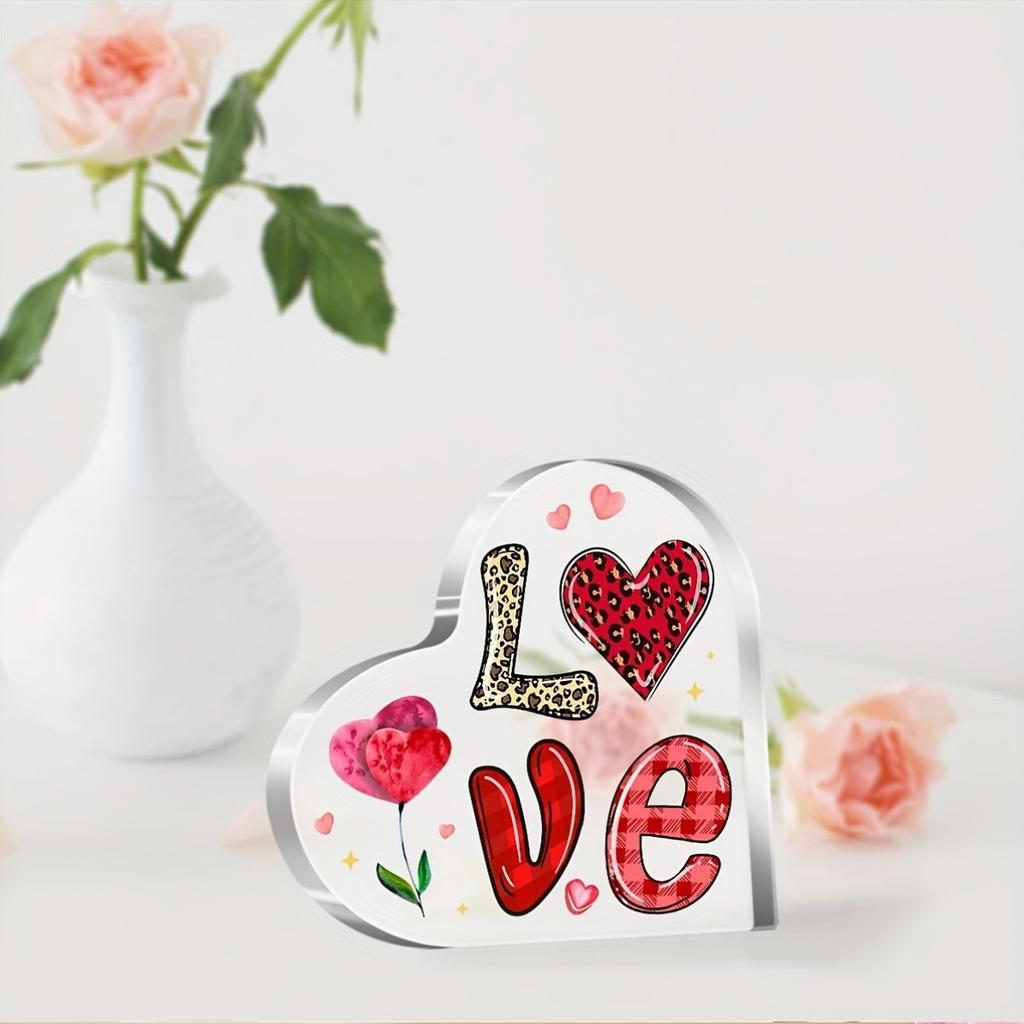 1pc Romantic Heart-Shaped Acrylic Love Decoration, Art Deco Style Figurine, Valentine's Day Gift for Wife, Wedding Anniversary Desk Ornament