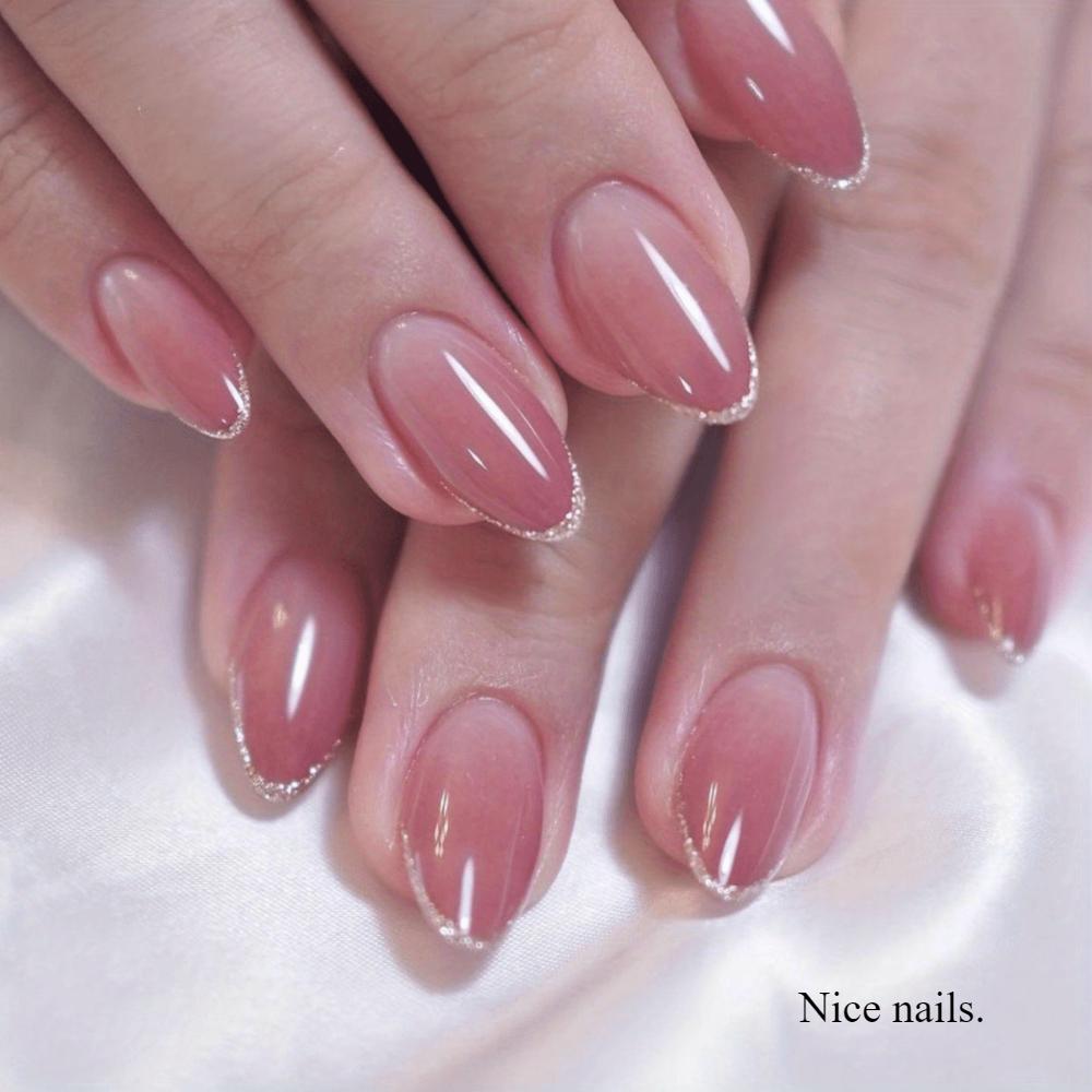 Îmbunătățiți-vă aspectul în mod oval, manichiură cu acoperire completă cu sclipici cu schimbare treptată, potrivită pentru uzura zilnică la petrecere