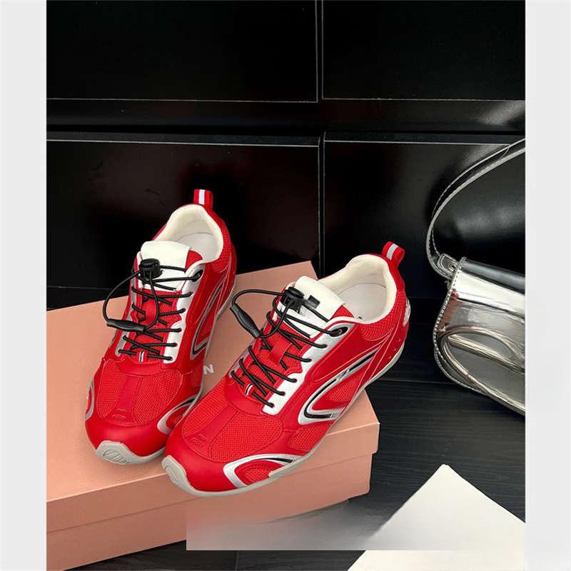 New Breathable and Thick-soled Casual Sports Shoes for Women with Retro Style