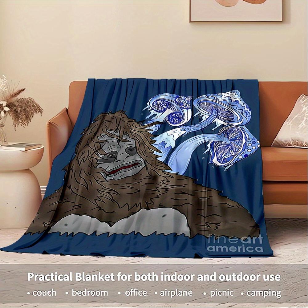 

1pc Bigfoot,Mushrooms,Trippy Digital Print Flannel Blanket - Contemporary Style, Suitable for All Seasons, Perfect for Home, Travel, or Camp 150x180cm