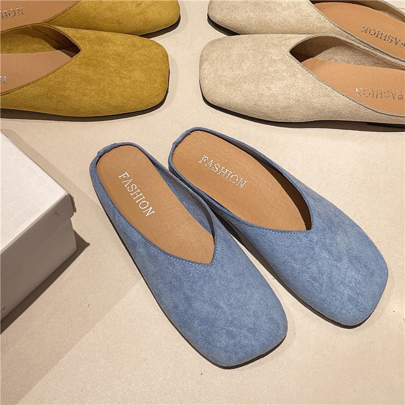 

Baotou half slippers women s outer wear 2025 new spring and summer square head suede light mouth soft low heel slippers flat heel shoes 40 синій