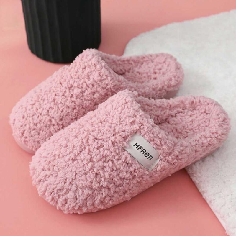 Winter Women s Poggle Fur Slippers Pink 230mm CH413 Pink 230 4350₽