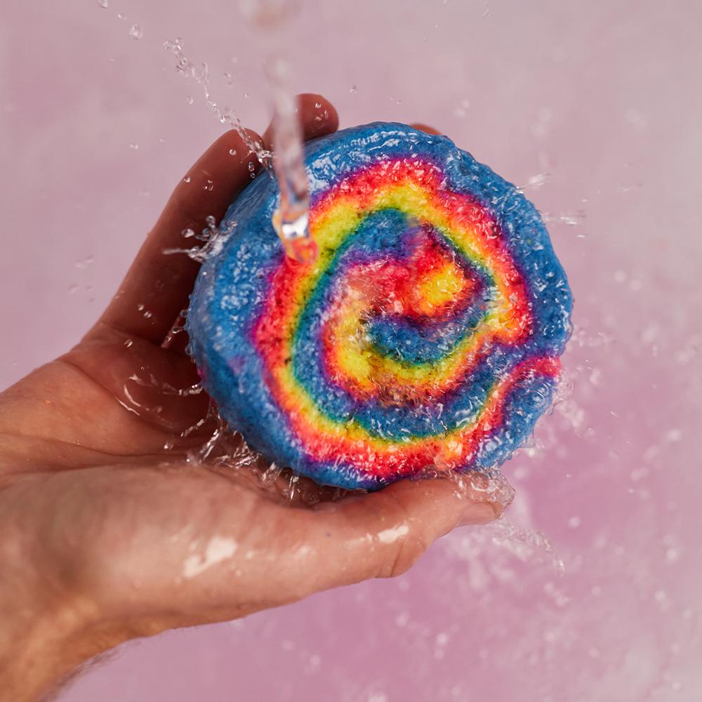 [Lush] Intergalaktische Badebombe 200g
