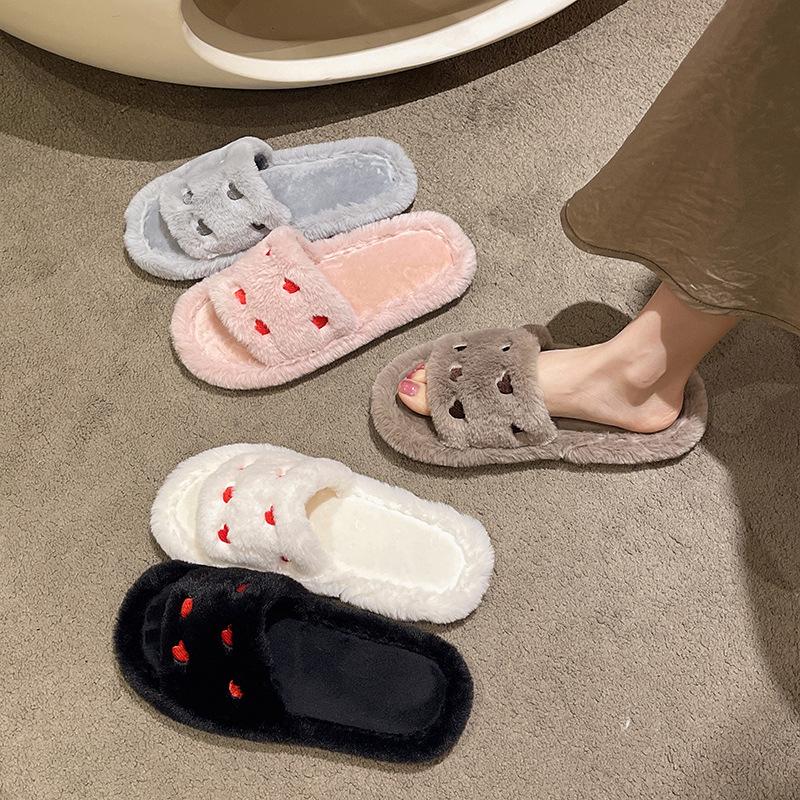 Women Winter Embroidered Slippers Are Warm and Comfortable Indoor Shoes Slippers