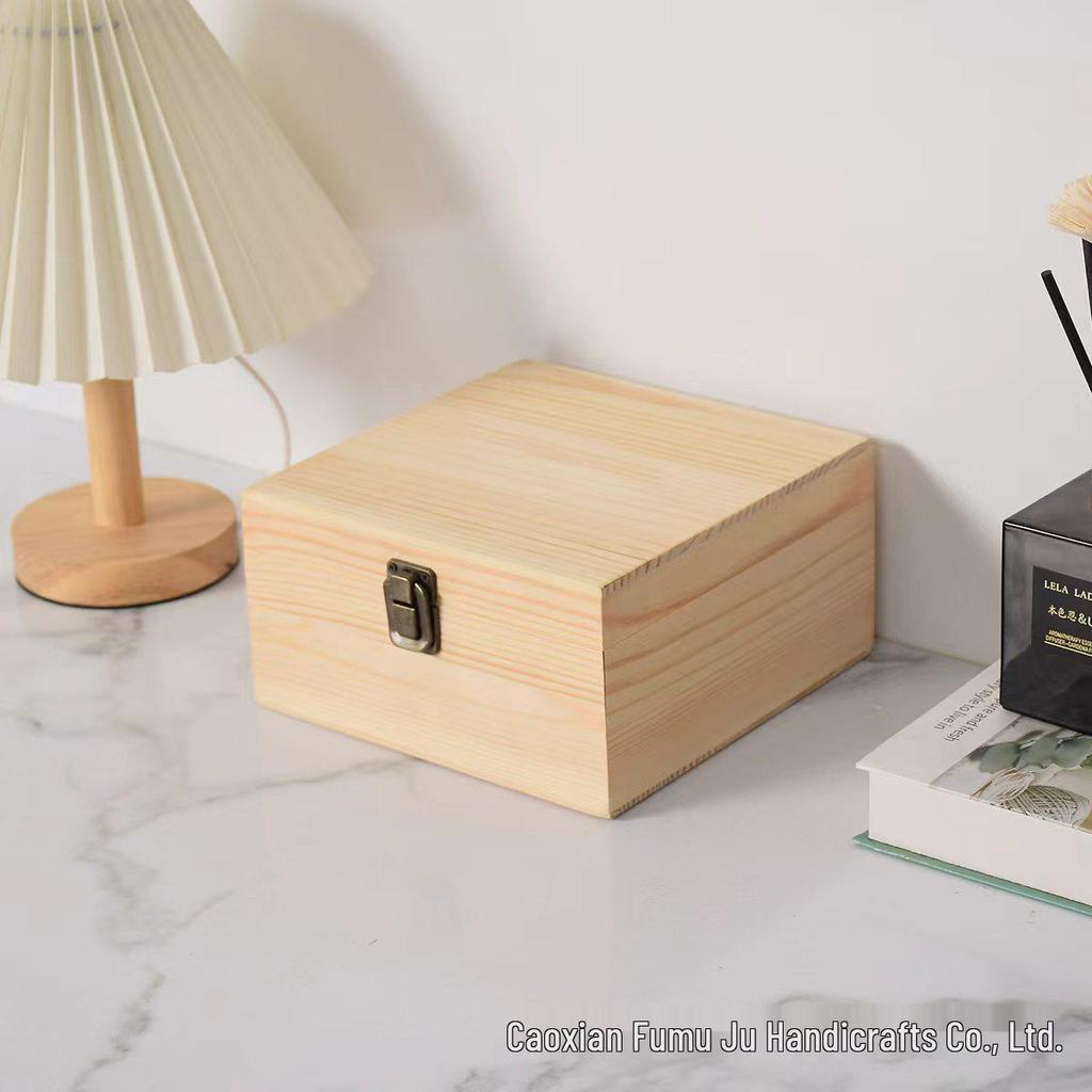 Compact Wooden Essential Oil Storage Box with Lockable Compartments