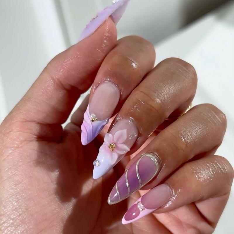 24PCS Summer Almond False Nail 3D Flower Shell Fresh Design Fake Nail Full Cover Acrylic Wearable French Nail Tips Art Beauty