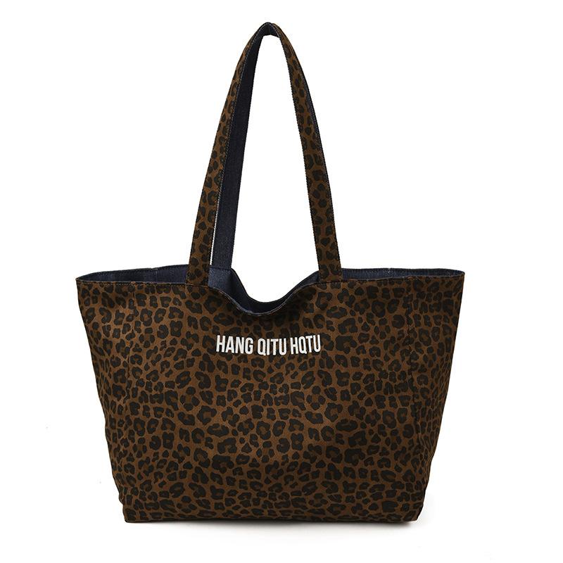 

Casual and Relaxed Style Shoulder Bag Large Capacity Commuter Tote Bag кавовий