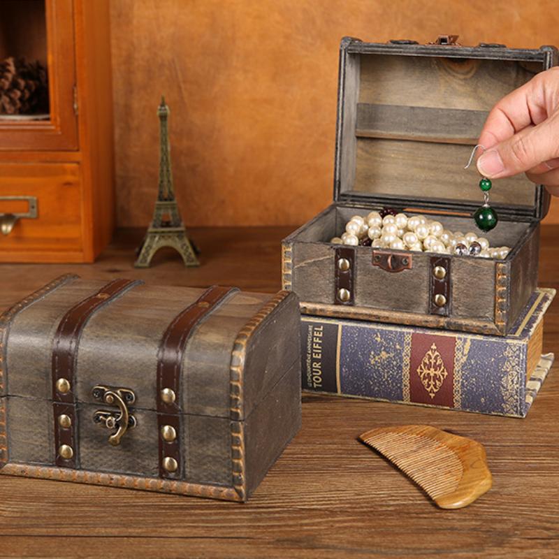 Lockable Wooden Storage Box Retro Vintage Keepsake Chest for Jewelry Necklace Postcard Collectibles Bedroom Home Decor