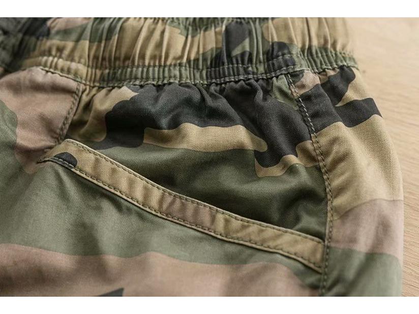 Men's Summer Korean Style Camouflage Sports Leggings: Elastic Waistband, Trendy Loose Fit Casual Work Pants.