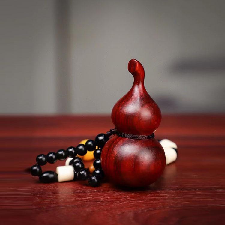 Sandalwood Pixiu Handheld Carved Pendant Ornament - Douyin Craft Gift