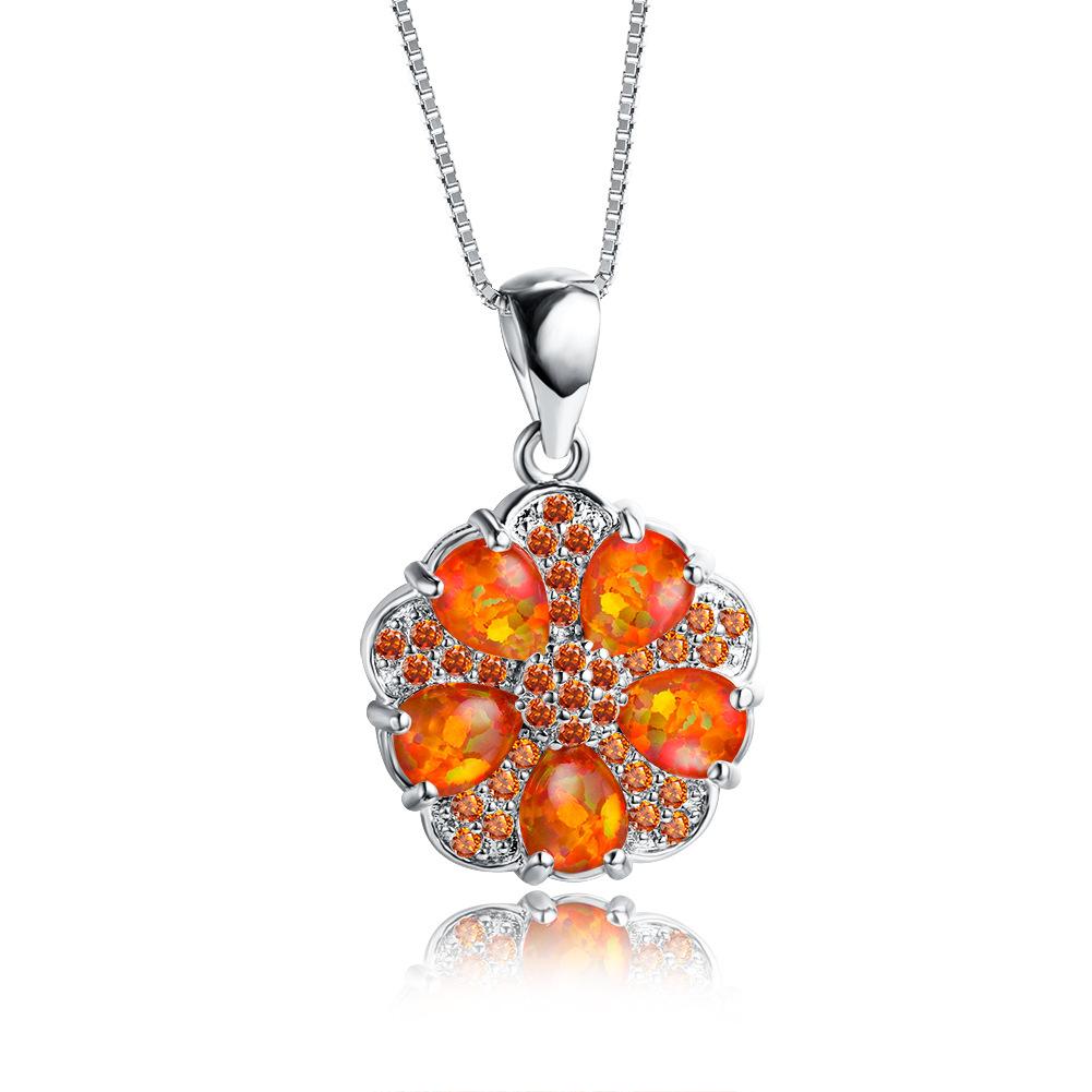 European and American Fashion Green Diamond Five Petal Flower Green Necklace for Women Retro Korean Style Micro Inlaid with Zircon