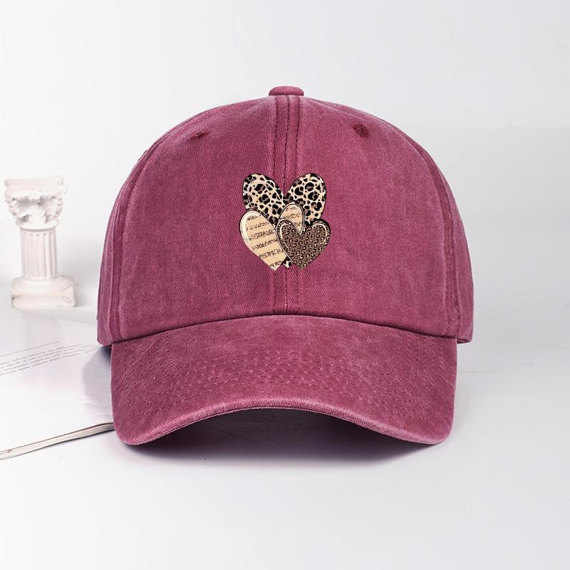 

MLFO Three leopard-print heart-patterned washed baseball caps: Unisex casual style, retro sun hats, fashionable headwear бордовый