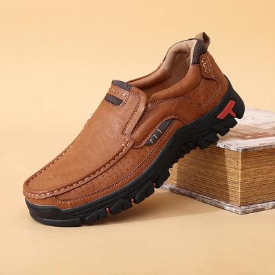 Sapatos Casuais Masculinos de Couro Sapatilhas Respiráveis Tênis Masculinos 2025 Novos Calçados Masculinos Confortáveis de Couro para Pé Chato Tênis Sapatos Masculinos