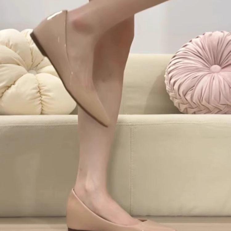 

Nude single shoes women s new spring pointed head shallow mouth flat shoes inner height increase gentle wind temperament women s shoes 40 чорний