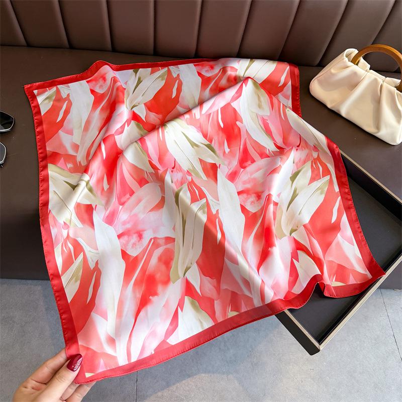 Women S Elegant Printed Silk Like Square Scarf Sun Protection Shawl 66*70cm
