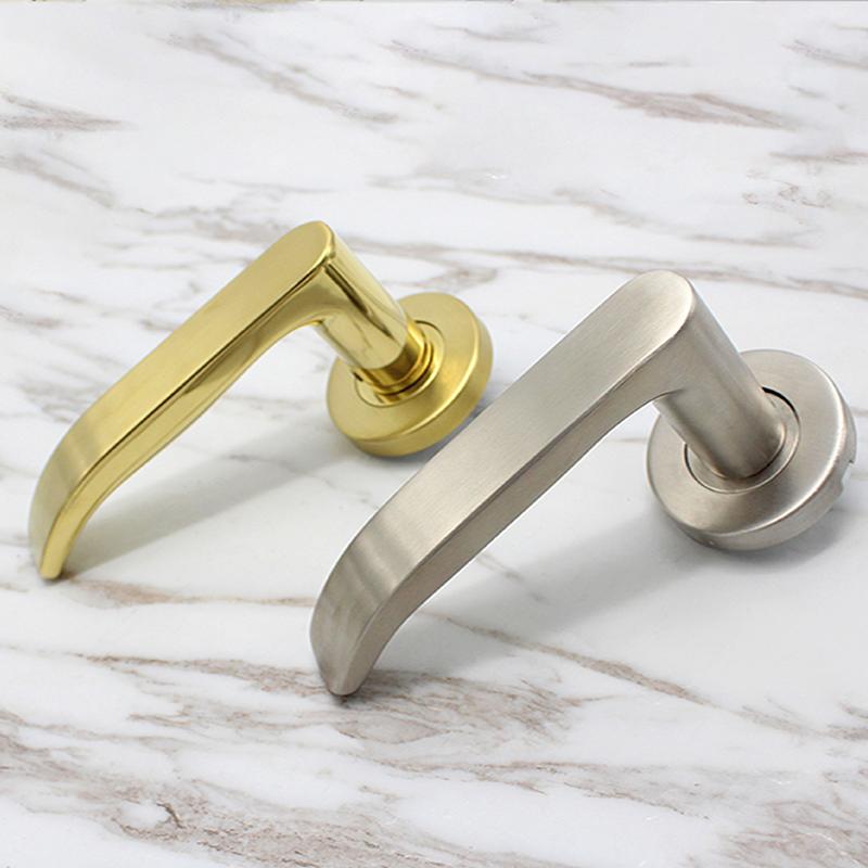 Stainless Steel 304 Bright Gold Handles and Knobs Door Smooth Lever Handle Main Entrance Wood Door Handles