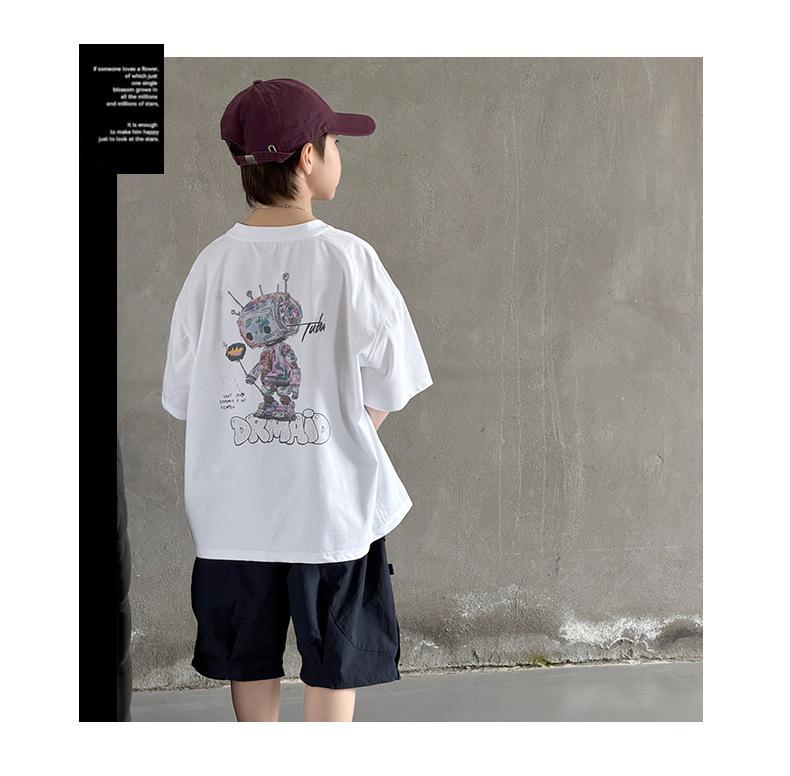 Trendy Boys' Summer Two-Piece Set: Short Sleeve T-Shirt & Casual Sports Shorts
