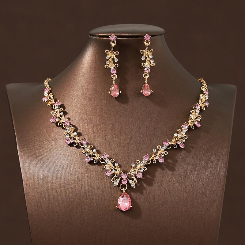 

Комплект ожерелья и серег Аксессуары Аксессуары для свадебного платья Ювелирные изделия для званого ужина розовый