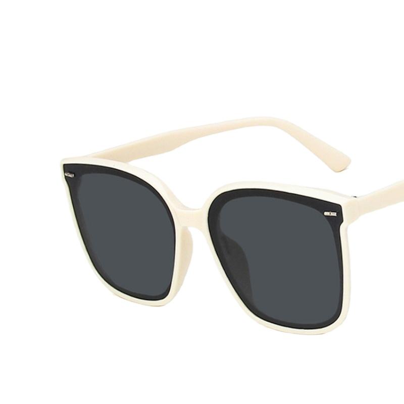 

Retro Transparent Yellow Sunglasses Men Fashion Driving UV Protection Sun Glasses Women Leisure Travel Sun Eyeglass Grunge Y2k