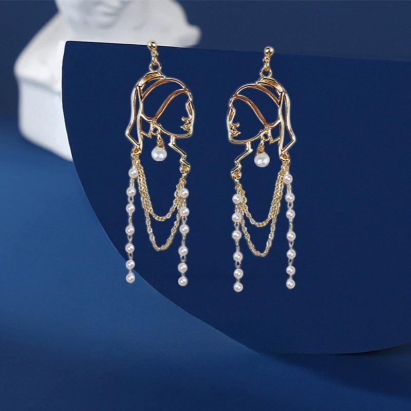 

Retro Temperament Micro-inlay Zircon Long Tassel Wearing Pearl Earrings Girl Dangle Earrings for Women Fashion Creative Jewelry