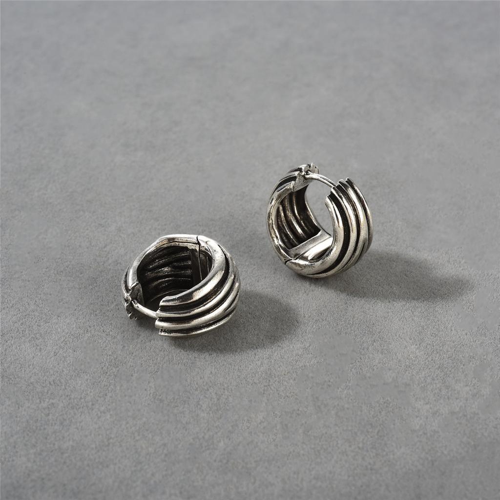 Retro Stripes Niche Cold Wind Silver Plain Ring Ear Buckle Autumn And Winter Fashion Commuting Must Enter Earrings Women