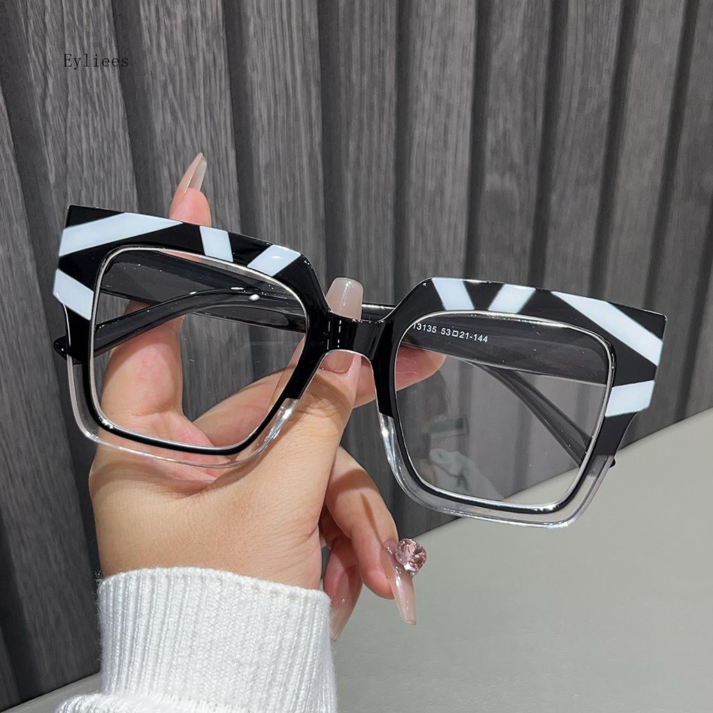 1Pc Women'S Square Frame Tortoiseshell Color Glasses Transparent Lens Simple Classic Style Suitable For Daily Travel Photography