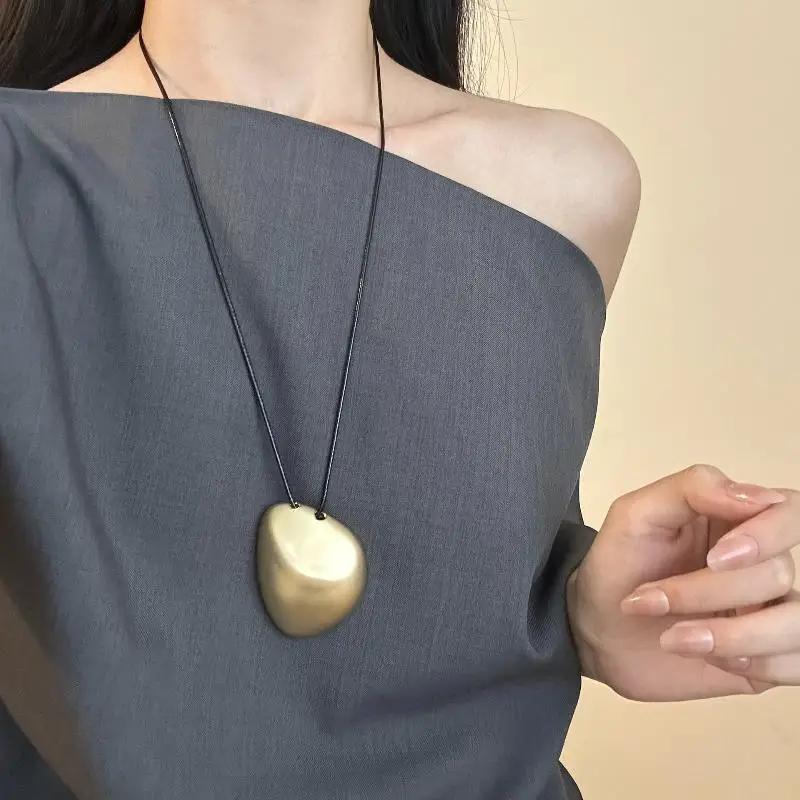 Fashion Matte Metal Irregular Pendant Necklace For Women Girls Simple Long Sweater Chain Accessory
