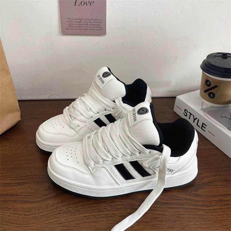 2025 spring new thick-soled super versatile couple bread shoes Korean version women's shoes student low-top sports and leisure shoes