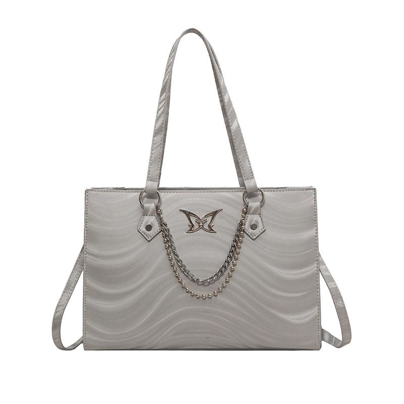 High-Grade Texture Large Capacity Bag New Popular Butterfly Explosive Chain Crossbody Bag Single Shoulder Tote Pack Design Sense