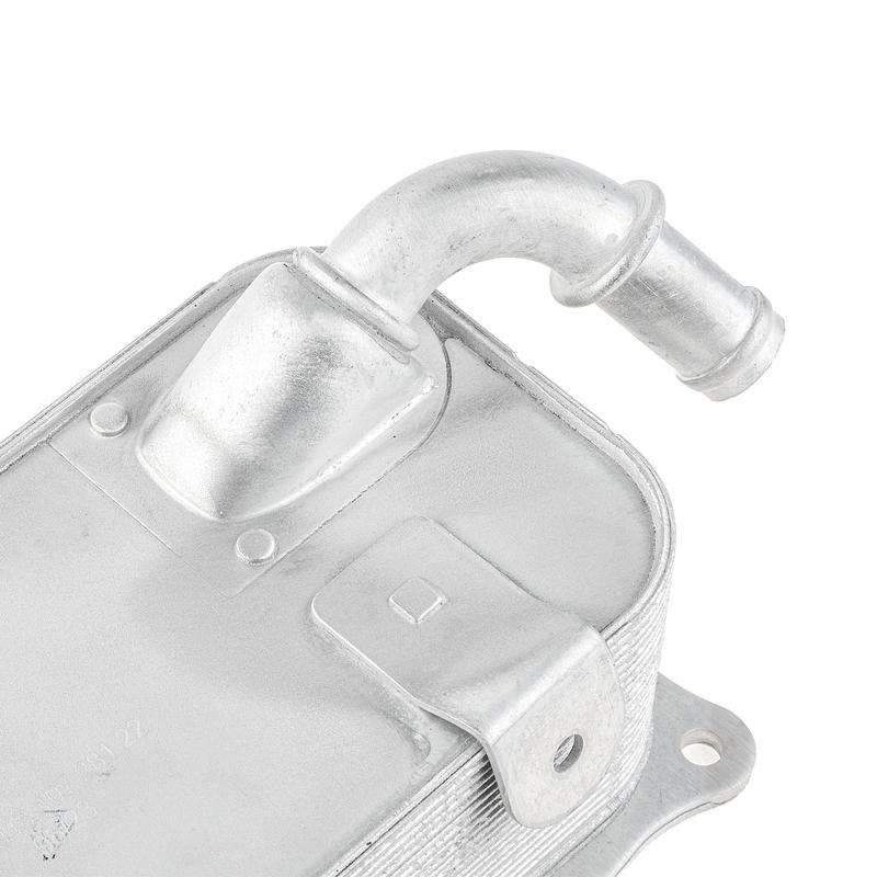 Engine Oil Cooler 94810728121,94810728122 For PORSCHE Cayenne (92A) 2010-,Panamera (970) 2009-2016 3.0/3.6/4.8