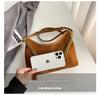 2025 Retro Fashion Chain Women's Shoulder Bag - Versatile, Solid Color, High-End Texture for Commuting & Crossbody Use