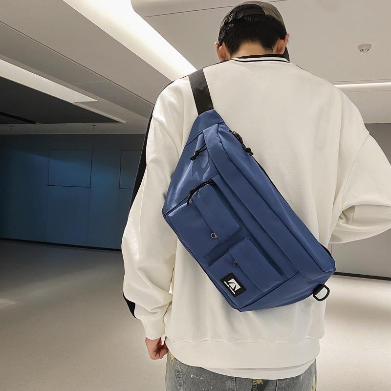 Simple and Spacious Street Trend Men's Crossbody Bag, Fashionable and Sporty Casual Women's Bag